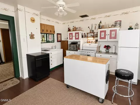Kitchen - 19050 Highway 14, Wing, ND 58494 photo 1 of 3