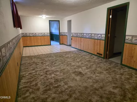 Living - 1077 4th Ave E, Dickinson, ND 58601 photo 7 of 7