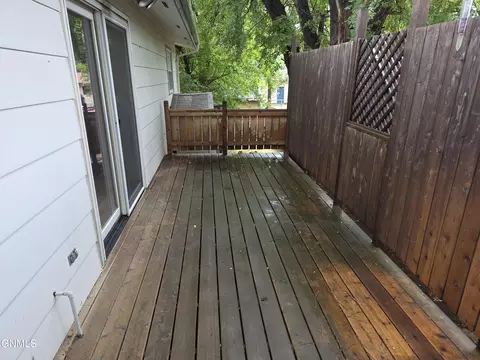 Exterior - 1077 4th Ave E, Dickinson, ND 58601 photo 3 of 5