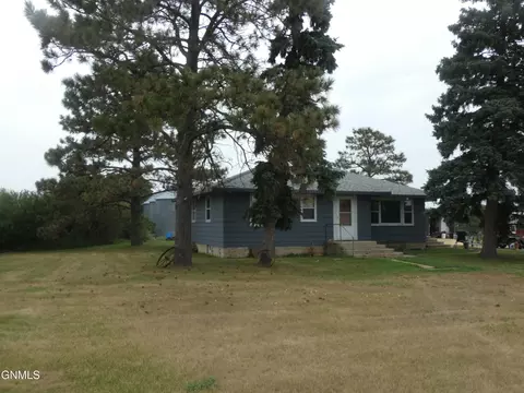 6622 11th Ave SE, Hazelton, ND 58544