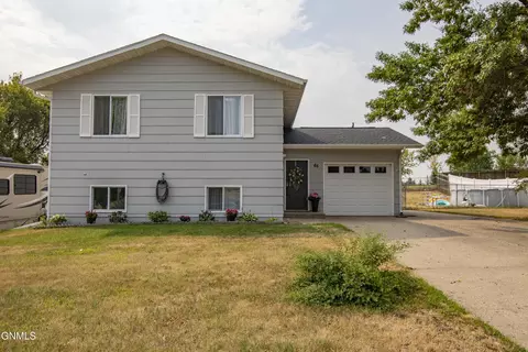 Exterior - 65 Custer Dr, Lincoln, ND 58504 photo 8 of 9