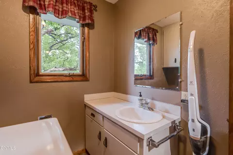 Other - 237 Redstone Dr, Bismarck, ND 58503 photo 5 of 19