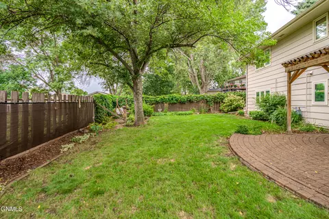 Exterior - 237 Redstone Dr, Bismarck, ND 58503 photo 16 of 20