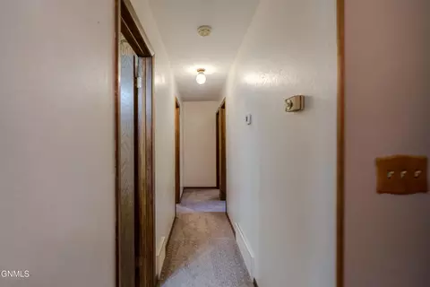 Entry Way - 237 Redstone Dr, Bismarck, ND 58503 photo 4 of 9