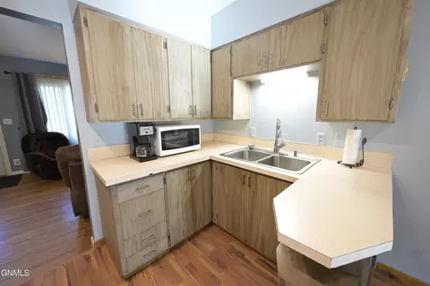 Kitchen - 506 13th Ave W, Williston, ND 58801 photo 4 of 5