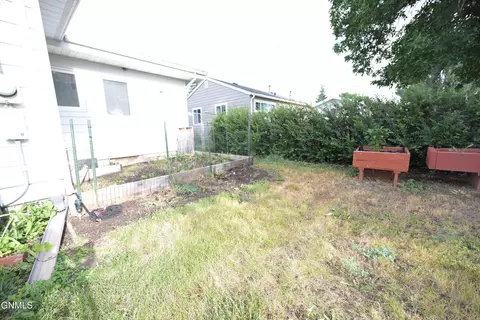 Exterior - 506 13th Ave W, Williston, ND 58801 photo 2 of 6