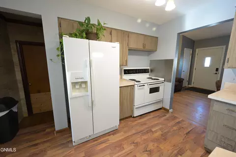 Kitchen - 506 13th Ave W, Williston, ND 58801 photo 5 of 5