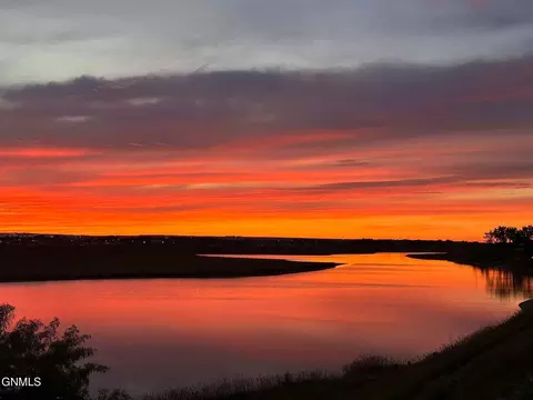 View/Area - 1215 20th Ave E, Williston, ND 58801 photo 6 of 6