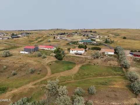 View/Area - 1215 20th Ave E, Williston, ND 58801 photo 4 of 6
