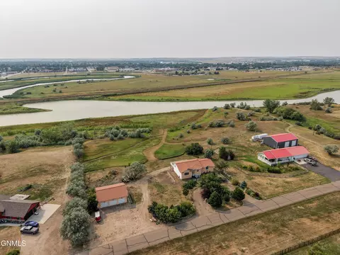 View/Area - 1215 20th Ave E, Williston, ND 58801 photo 5 of 6