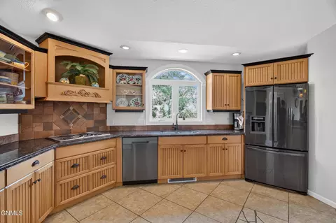 Kitchen - 1215 20th Ave E, Williston, ND 58801 photo 5 of 5
