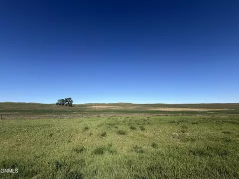 On 125th Avenue Sw, Fairfield, ND 58627