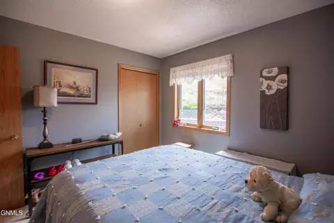 Bedroom - 3535 E River Rd S, Medora, ND 58645 photo 6 of 8