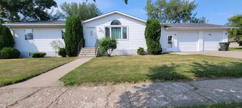 403405 Water St E, Medina, ND 58467