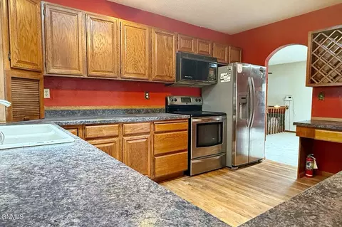 Kitchen - 2353 18th Cir W, Williston, ND 58801 photo 2 of 8