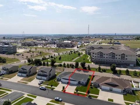 View/Area - 811 Bremner Ave, Bismarck, ND 58503 photo 1 of 1