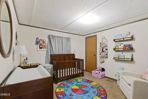 Bedroom - 13293 58th St NW, Williston, ND 58801 photo 3 of 4