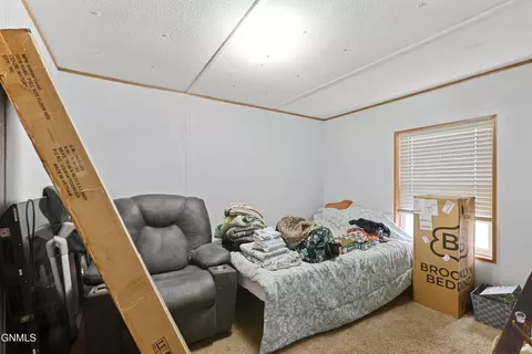 Bedroom - 13293 58th St NW, Williston, ND 58801 photo 4 of 4