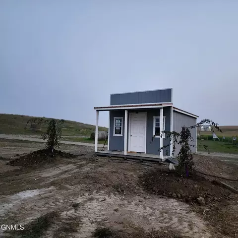 13756 60th St NW, Williston, ND 58801 photo 27