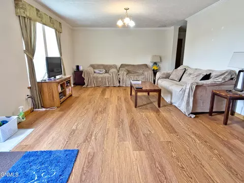Living - 3801 21st Ave W, Williston, ND 58801 photo 2 of 4