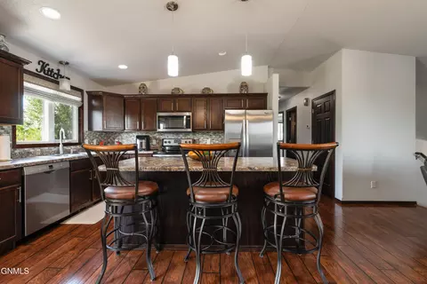 Kitchen - 3310 Doubleday Dr, Bismarck, ND 58503 photo 2 of 4