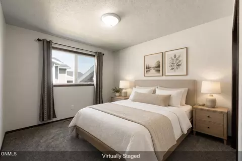Bedroom - 3310 Doubleday Dr, Bismarck, ND 58503 photo 2 of 4