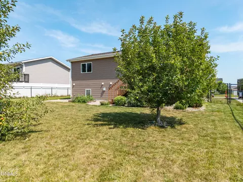 Exterior - 3310 Doubleday Dr, Bismarck, ND 58503 photo 7 of 8