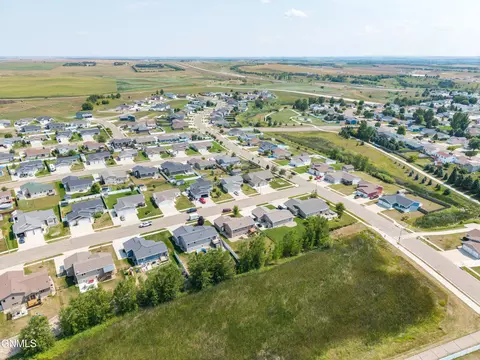 View/Area - 3310 Doubleday Dr, Bismarck, ND 58503 photo 12 of 12