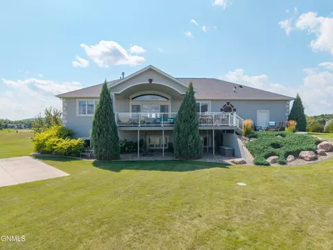 Other - 4008 Beachfront Pl SE, Mandan, ND 58554 photo 20 of 25