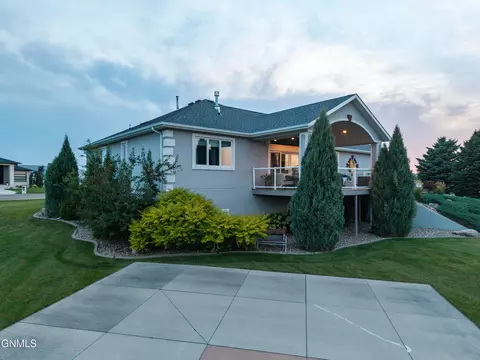 Other - 4008 Beachfront Pl SE, Mandan, ND 58554 photo 3 of 25