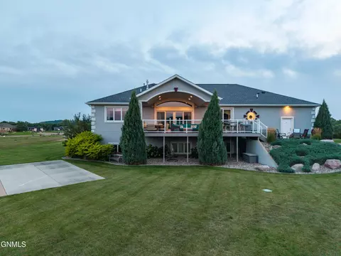 Other - 4008 Beachfront Pl SE, Mandan, ND 58554 photo 4 of 25