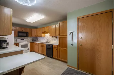 Other - 539 Brandon Pl, Bismarck, ND 58503 photo 3 of 13