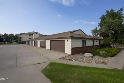 Other - 539 Brandon Pl, Bismarck, ND 58503 photo 1 of 13