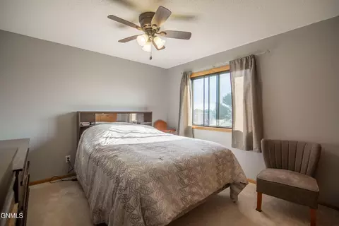 Bedroom - 539 Brandon Pl, Bismarck, ND 58503 photo 4 of 5
