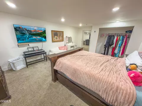 Bedroom - 5487 Matthew Ave, Williston, ND 58801 photo 10 of 14