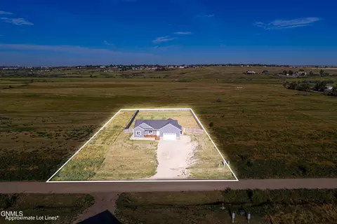 View/Area - 5487 Matthew Ave, Williston, ND 58801 photo 1 of 6