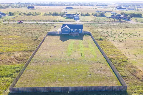 View/Area - 5487 Matthew Ave, Williston, ND 58801 photo 6 of 6