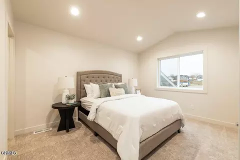 Bedroom - 4021 Amari Loop NW, Mandan, ND 58554 photo 1 of 5