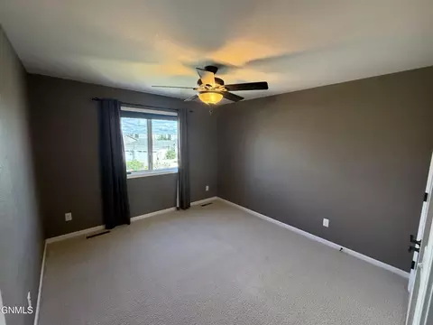 Bedroom - 4607 Granite Dr, Bismarck, ND 58503 photo 5 of 5