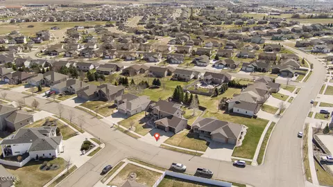 View/Area - 4607 Granite Dr, Bismarck, ND 58503 photo 3 of 4