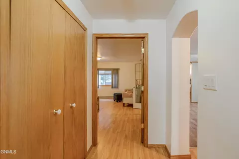 Entry Way - 209 Tuttle Ave, Mandan, ND 58554 photo 2 of 5