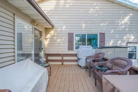 Exterior - 209 Tuttle Ave, Mandan, ND 58554 photo 1 of 6