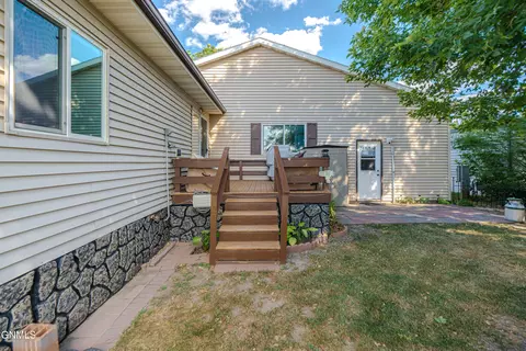 Exterior - 209 Tuttle Ave, Mandan, ND 58554 photo 2 of 6