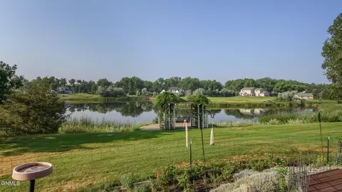 View/Area - 1707 Larson Rd, Bismarck, ND 58504 photo 2 of 10
