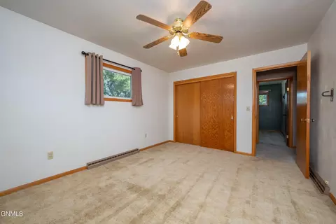 Bedroom - 469 Custer St, Dickinson, ND 58601 photo 1 of 8