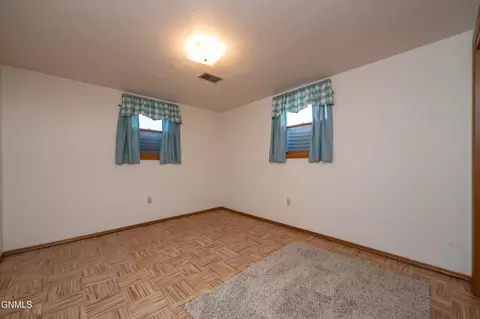 Bedroom - 469 Custer St, Dickinson, ND 58601 photo 6 of 8