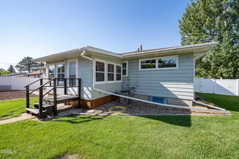Other - 469 Custer St, Dickinson, ND 58601 photo 8 of 9