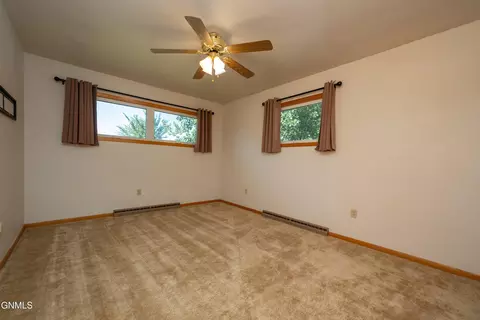 Bedroom - 469 Custer St, Dickinson, ND 58601 photo 2 of 8