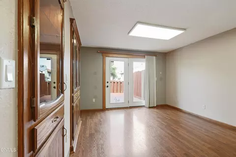 Living - 611 11th St E, Williston, ND 58801 photo 4 of 4