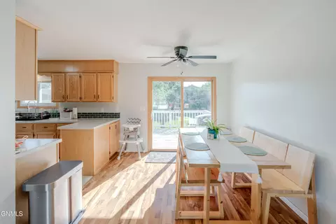 Dining - 810 3rd Ave NE, Mandan, ND 58554 photo 1 of 3